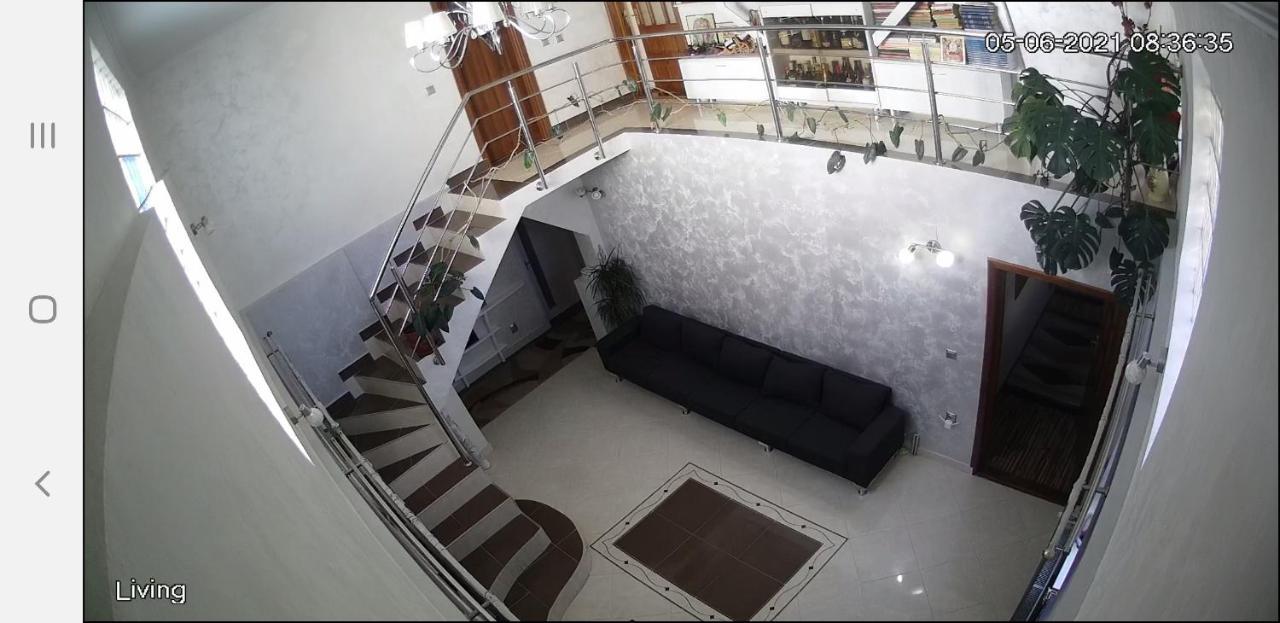 Отель Casa Delia Кэлимэнешти Экстерьер фото