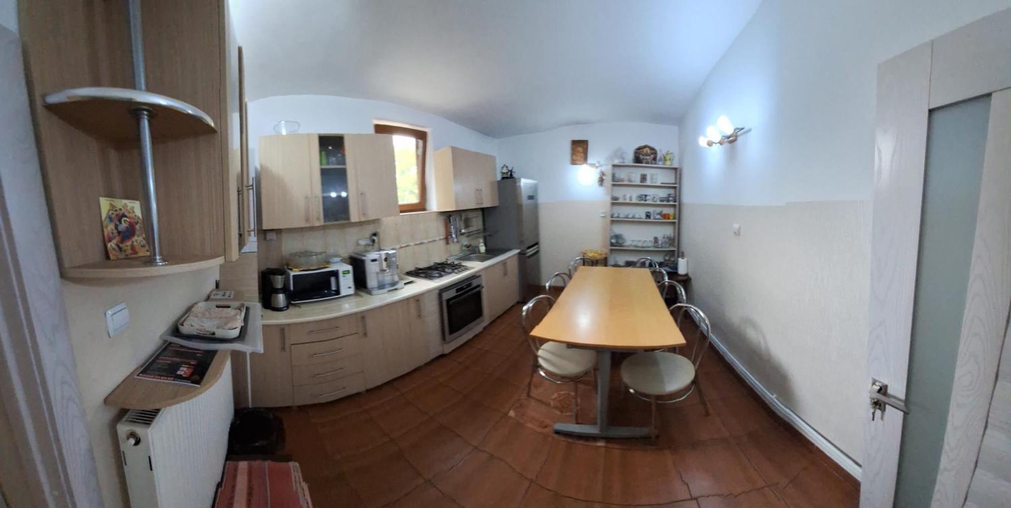 Отель Casa Delia Кэлимэнешти Экстерьер фото